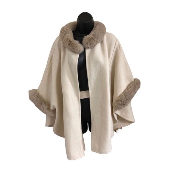 Gorgeous faux fur trim cream ecru belted‎ cape coat topper size S/M new - Picture 3 of 17